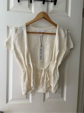 Olive + Oak NWT knit short sleeve tie front cardigan size small white